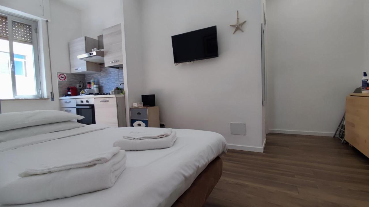 Appartamento Roma Casa Vacanza Sea House Rome 50 Metri Dal Mare Lido di Ostia Exterior photo